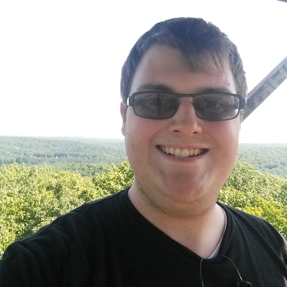 Meet your Posher, Alex - Picture 1 of 1